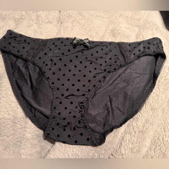 Change brand lingerie set - Picture 2 of 13